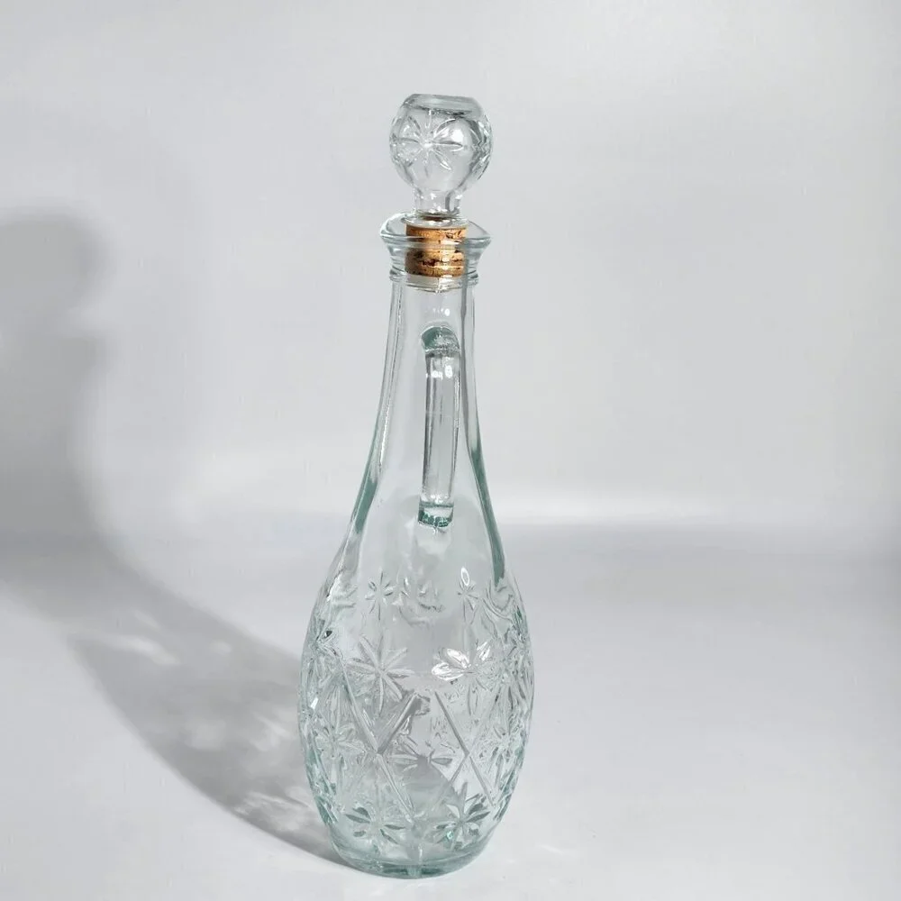 Unbranded this elegant